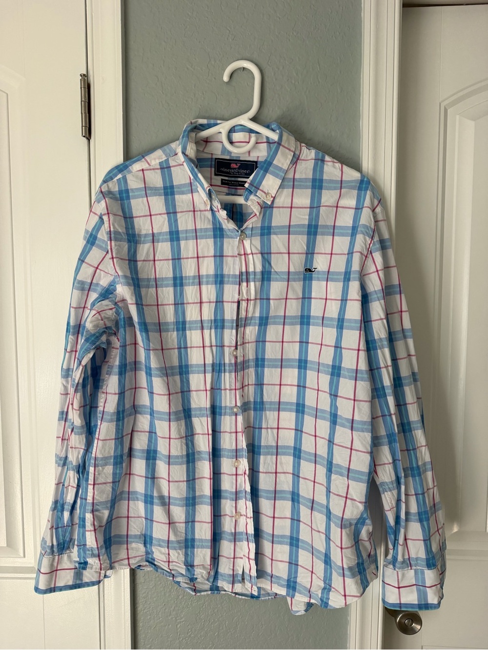 Vineyard Vines White Button-Down Shirt with Light Blue and Pink Plaid
